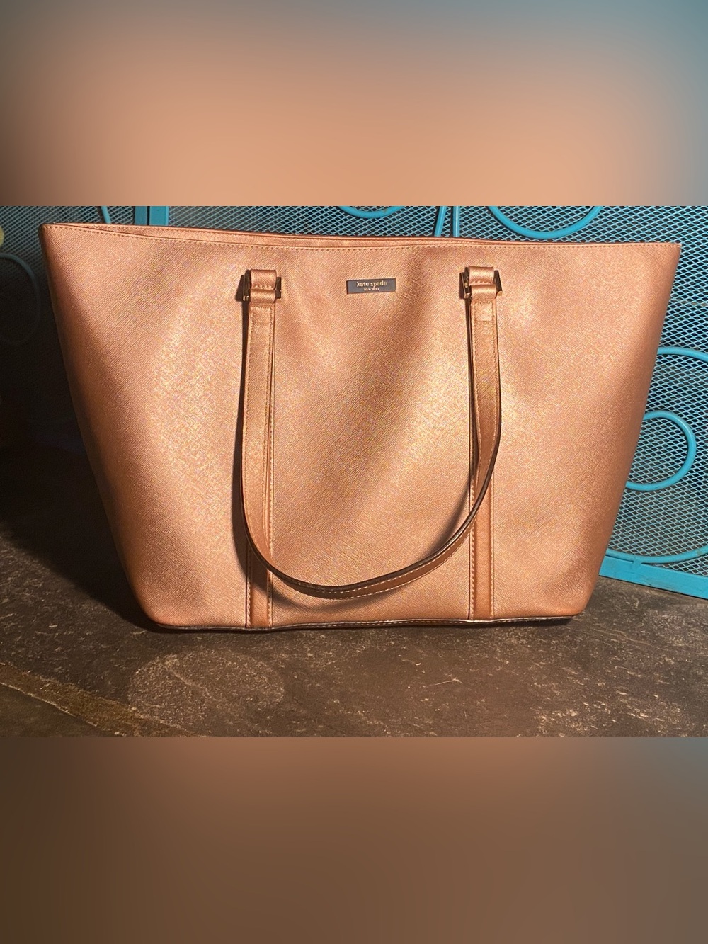 Huge Kate Spade NY tote bag,rose gold shine,zipper top,excellent condition